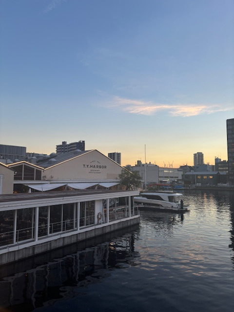 運河沿いでお散歩してきました♪の画像