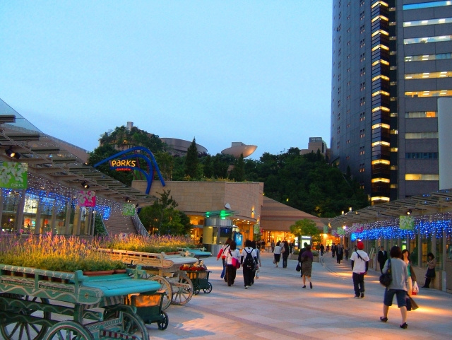 浪速区にあるなんばパークスの概要