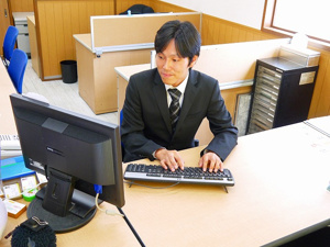 内田紘一入社