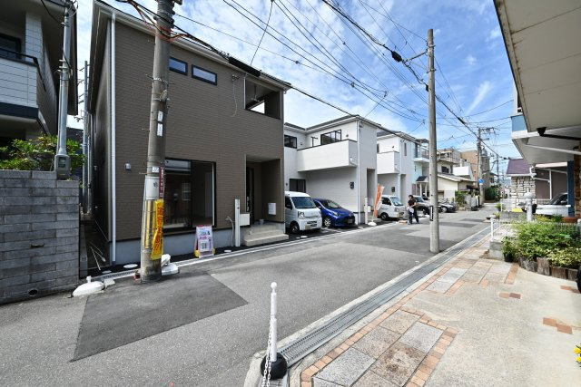 池田市豊島北2丁目新築戸建｜「+α」の専用収納充実