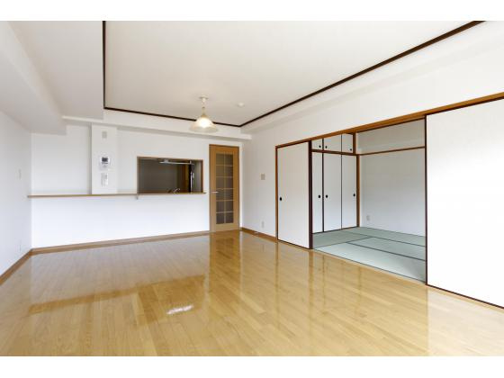 リビングダイニング