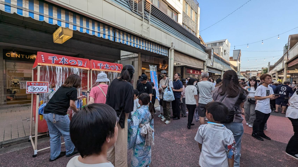 大盛況の「おおぐち通商店街納涼夜店」！の画像