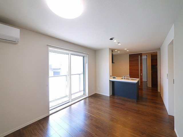 MUM’Sシャーメゾン学園北の室内写真1