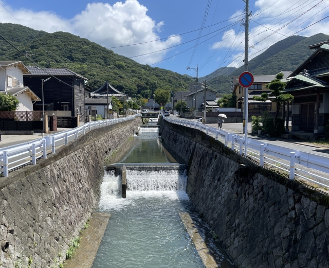 水路に面している土地のデメリットは？売却方法を解説！の画像