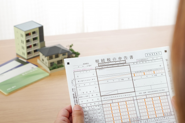 相続税更正の請求とは？発生するケースや流れについても解説
