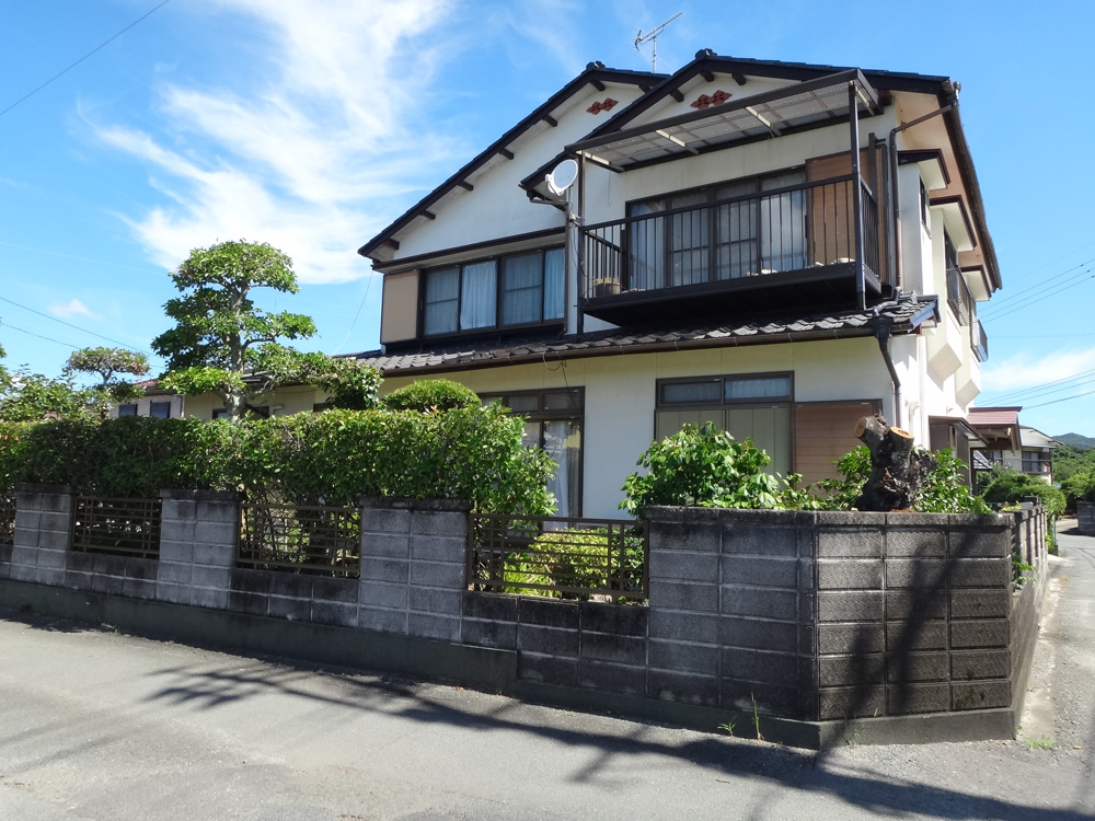 玉名市築地　中古住宅の画像