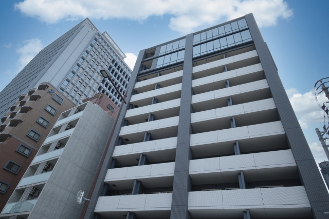 初めての不動産購入・売却ガイド：ステップバイステップでわかる手順と注意点の画像