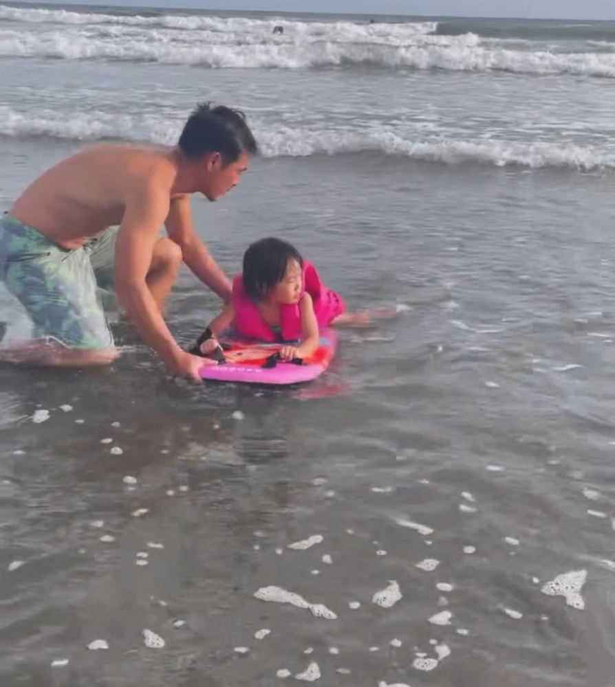 ボディボードデビュー！の画像