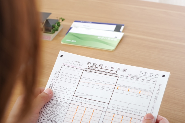 相続税申告は自分でできる？できるケースと流れについても解説の画像