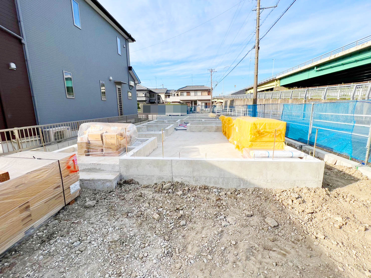 新蟹江小学校徒歩約７分！東南角地の新築物件☆彡の画像