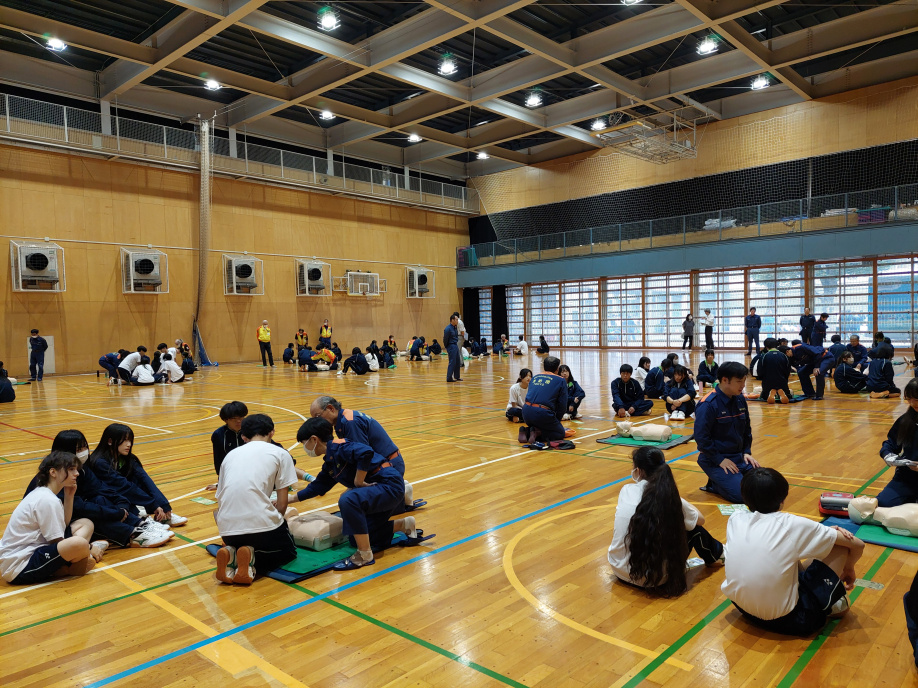 命を救う応急手当の訓練に参加しました！の画像