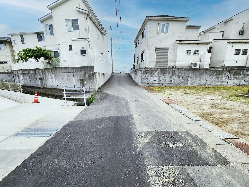 日の出小学校徒歩約9分！新築物件☆彡の画像