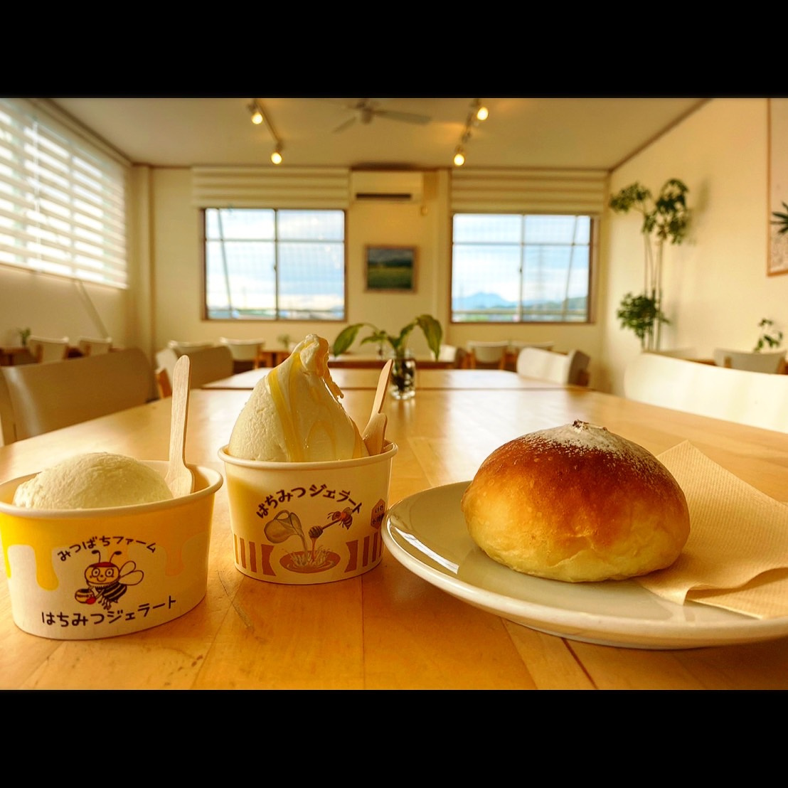 あきる野市のはちみつ屋さんの画像