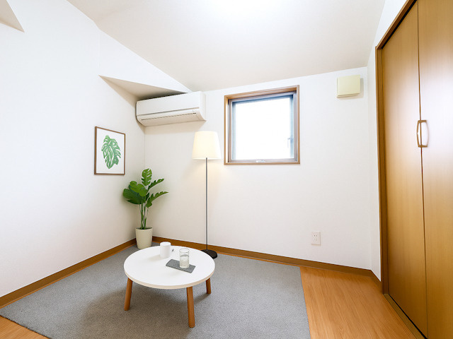 【ルームツアー】採充エヴォール|ロフト付き、設備も充実のおしゃれなテラスハウスで優雅な一人暮らし☆の画像