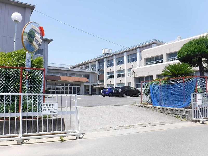 【弥富市不動産売却】弥生小学校区の空き家売却成功術！今すぐ知るべき方法とは？の画像