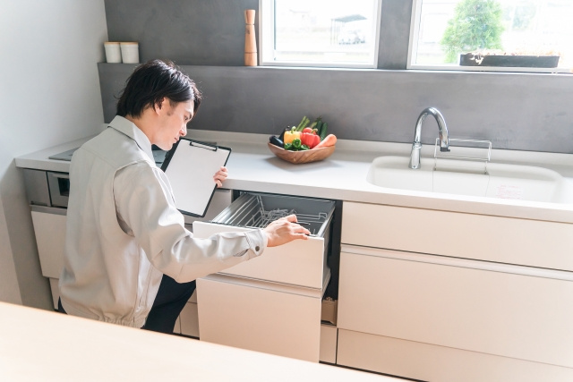 対面式キッチンにリフォームするメリットは？デメリットも解説