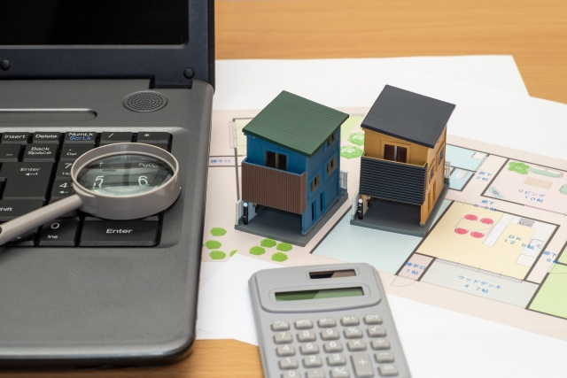 不動産の売却査定の価格相場はどう調べる？調べる際の注意点などを解説の画像