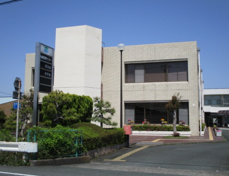 浜松市中央区の「浜松市立南陽図書館」の概要と施設の特徴をご紹介します！の画像
