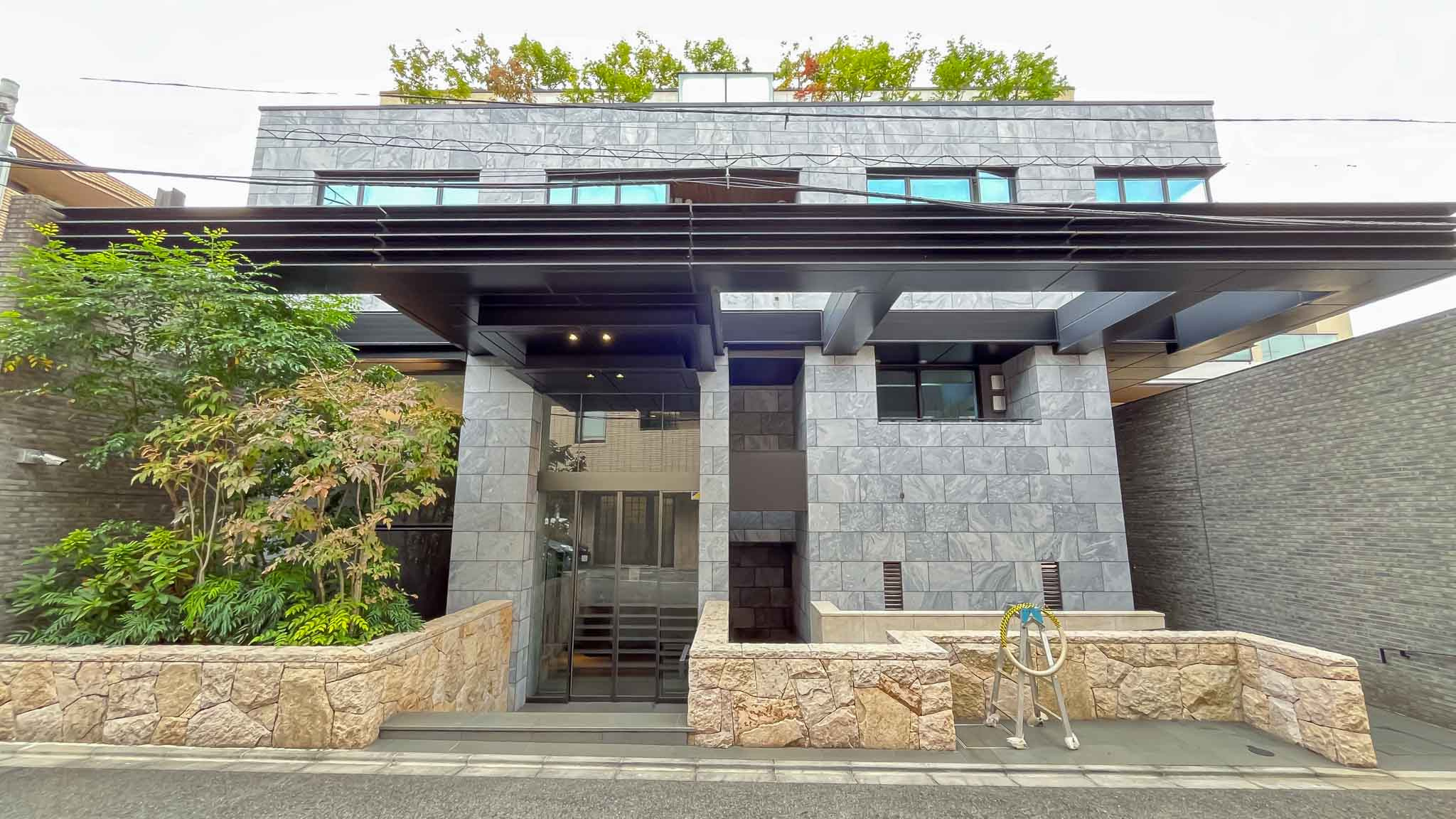 静と動を愉しむ佇まい『ジオ南青山』の画像