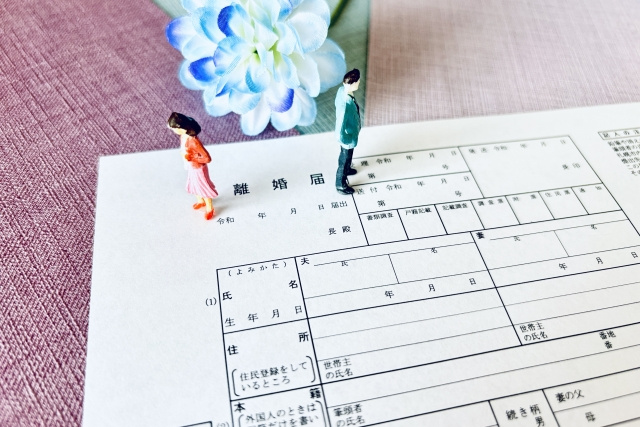 離婚後の子どもに不動産相続権はある？連れ子の権利やトラブル対策も解説の画像