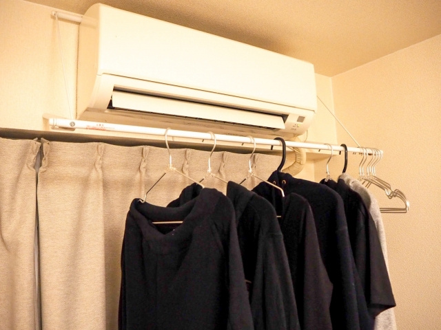 部屋干しをするのにあると便利なグッズ