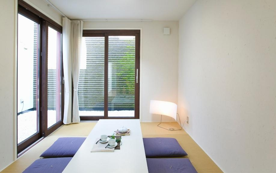 不動産売却における内見と価格の見直しの画像