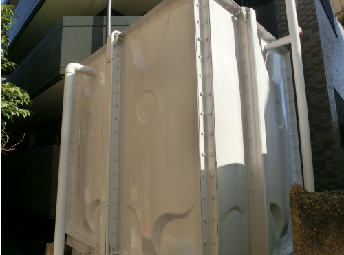 受水タンクの清掃を行いました（熊本市　ラフィーネ出水）の画像