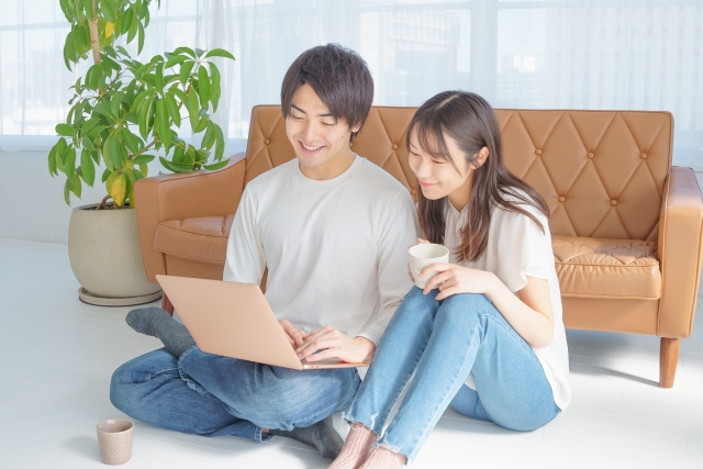 同棲をするまでの手順とは？同棲前にしておくべき準備や物件の探し方を解説