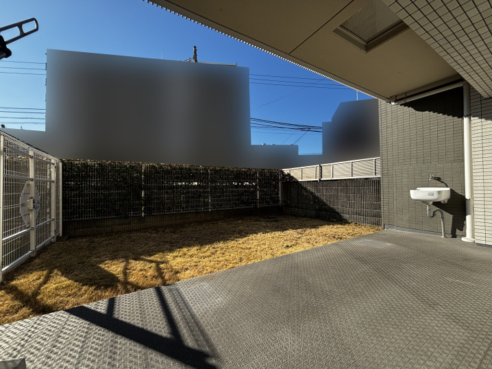 植栽で視線をカット