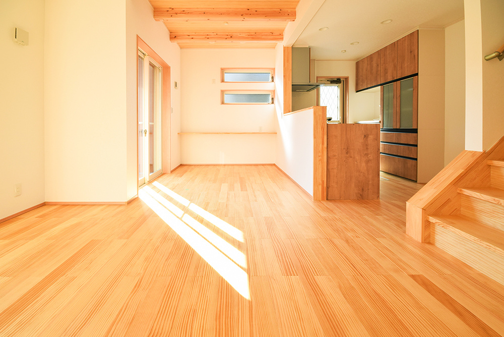 ナチュラルテイストにこだわった、木の温もりを感じる家