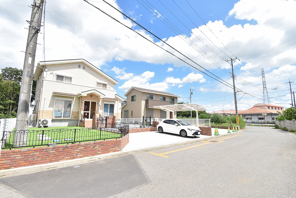 断熱にこだわった、高床式の暖かい家