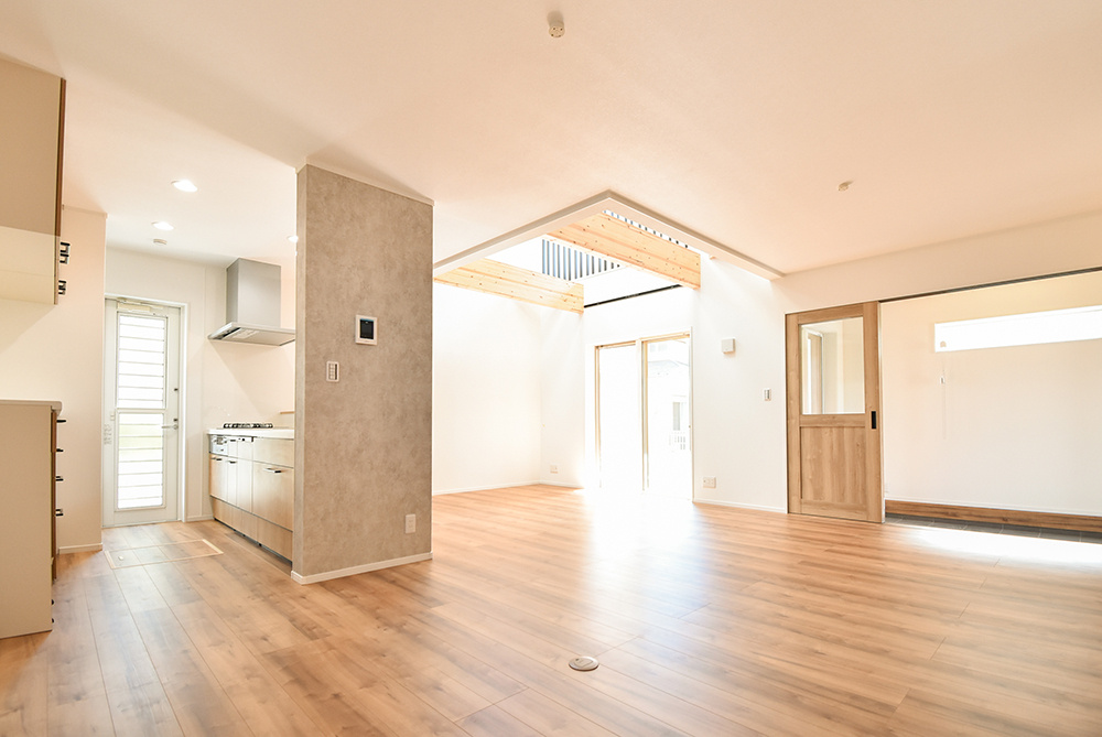 明るく開放感たっぷりのLDK