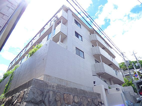 人気の成徳小学校、鷹匠中学校の学校区の2LDK『ベルロード六甲』の画像