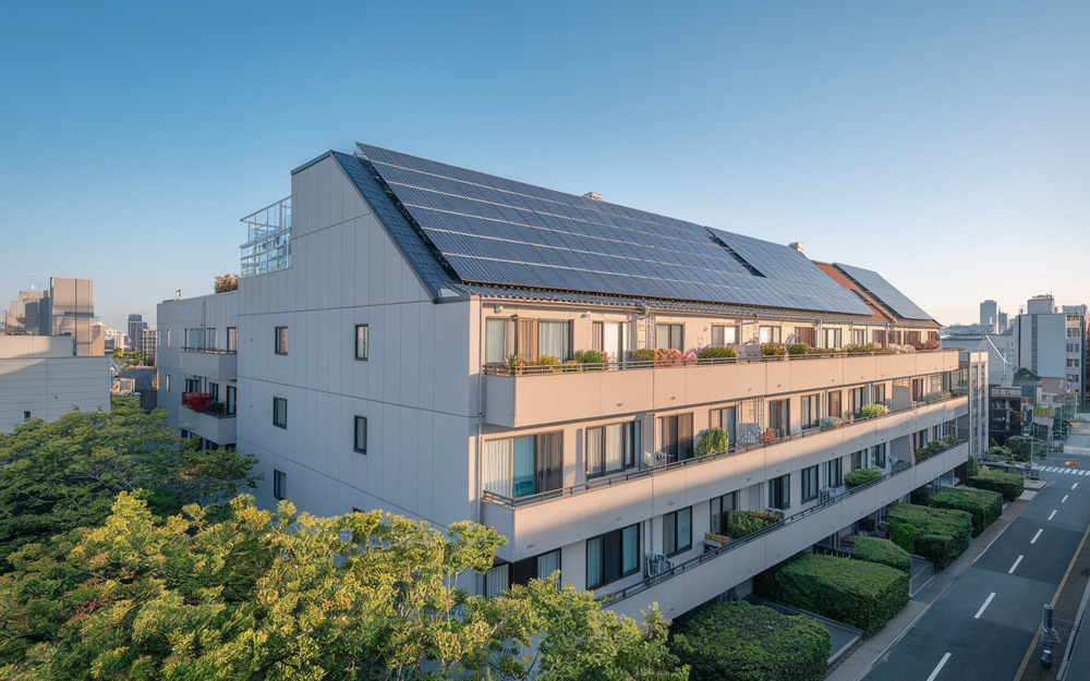 福岡市のマンション市場に太陽光発電は必須？太陽光発電導入の効果と選び方をご紹介の画像