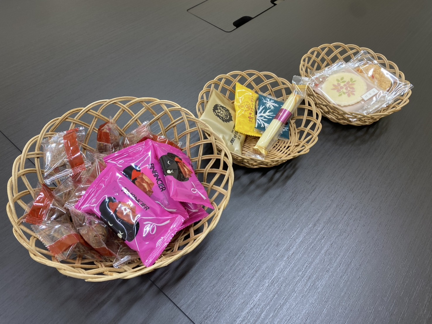 来客用お菓子ご用意しました！の画像