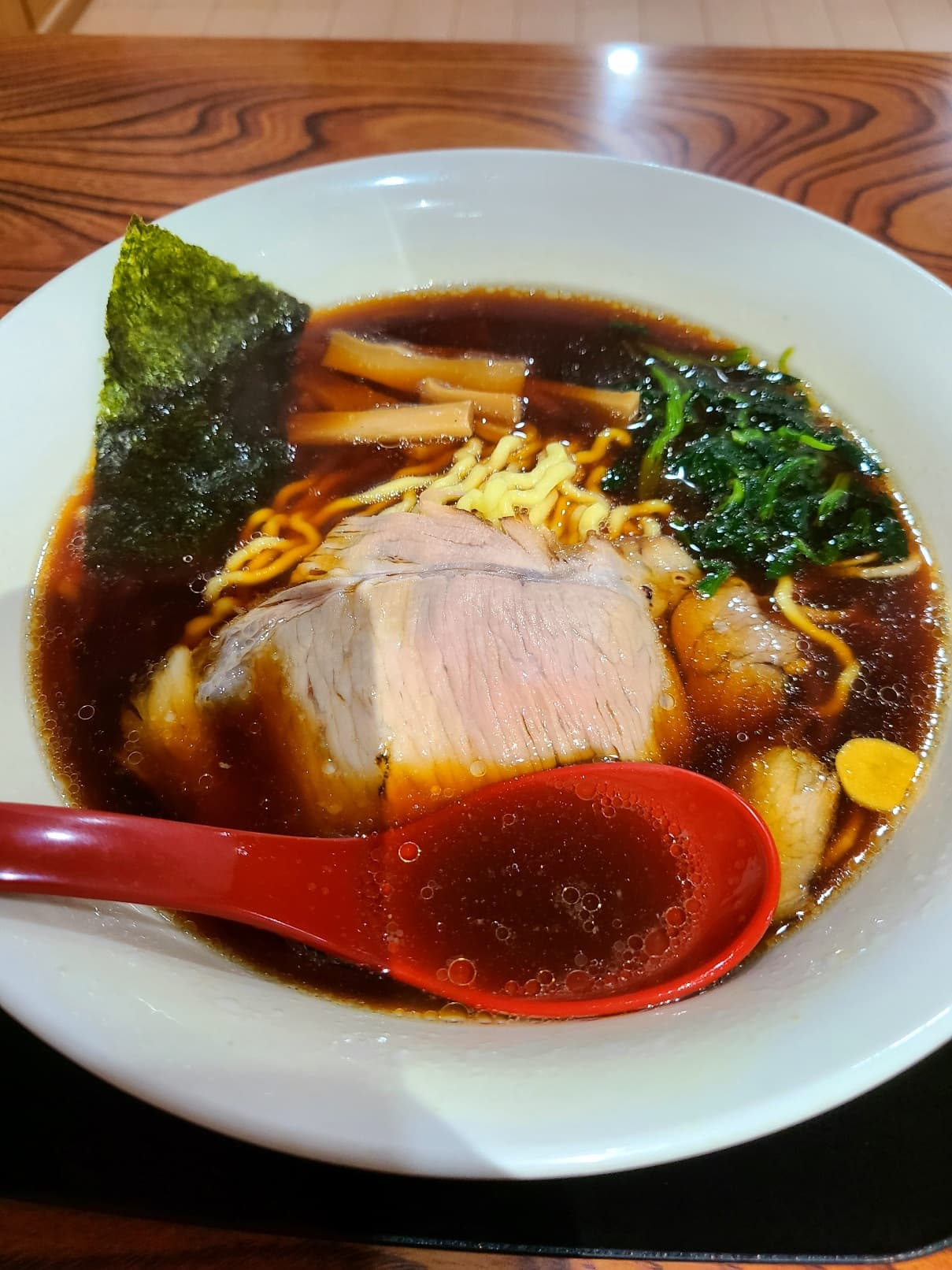 新潟市の人気ラーメン店「めんくま」で味わう絶品生姜正油ラーメンの画像