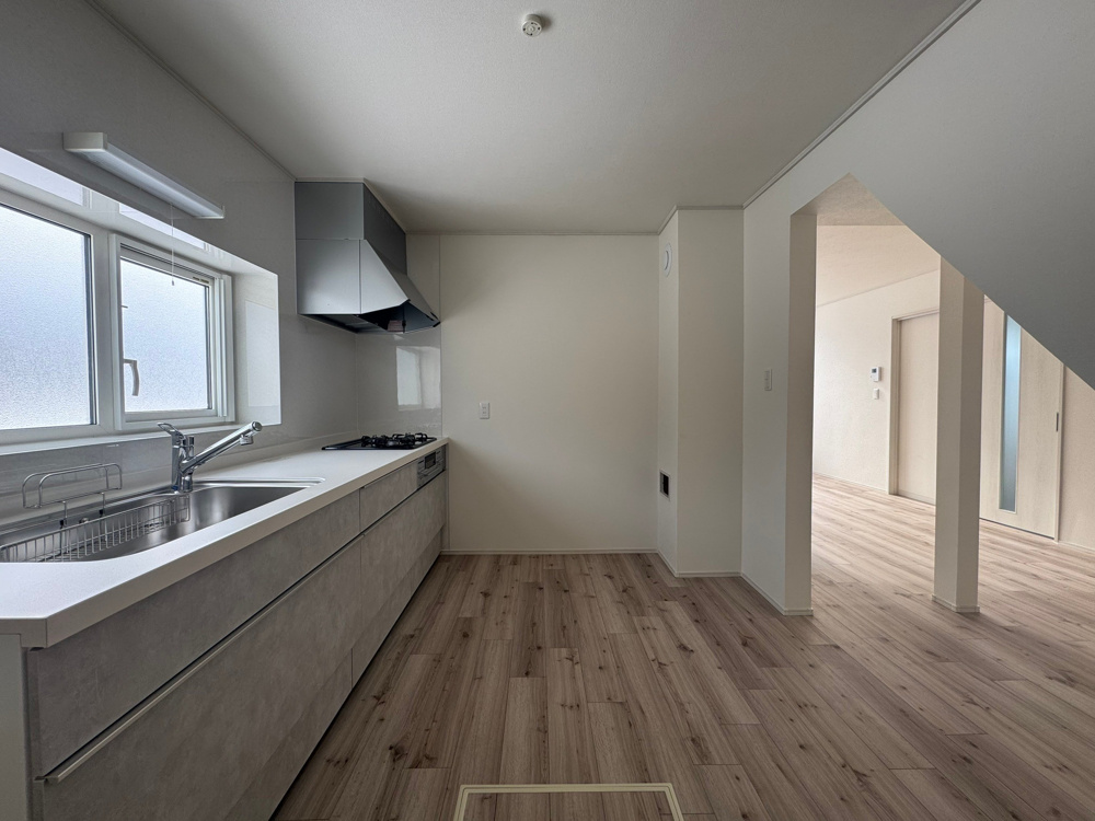 【網走市海岸町6番リフォーム戸建】の画像