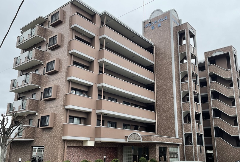 グランドパレス松崎は注目の物件！住環境と魅力を解説の画像