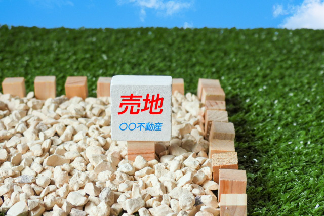 契約前に現地の周辺環境を確認する