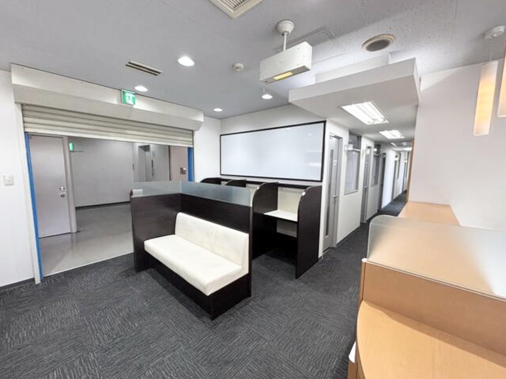 物件情報（北千住駅）英会話教室居抜き物件の画像