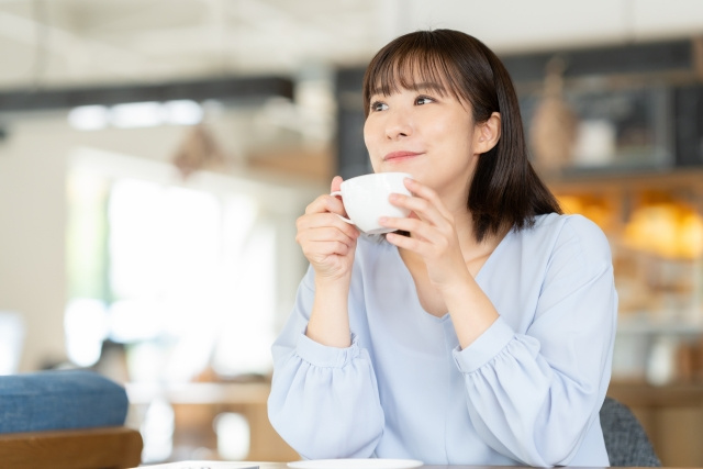 「SALON BAKE & TEA」の概要について