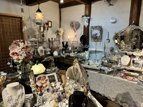 御所南 素敵なアクセサリーショップ「エトワール」さんをご紹介します。の画像