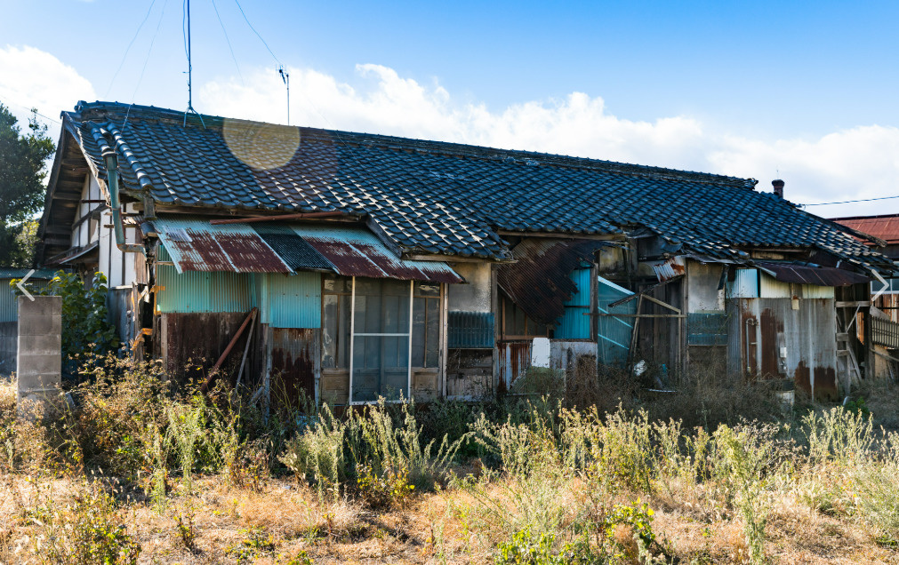 空き家売却でお悩みですか?手続きとポイントを解説の画像