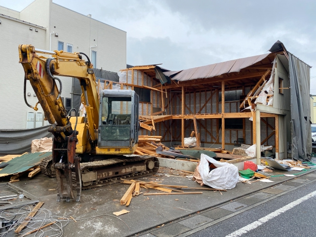 事故物件を解体するメリットとは？デメリットや解体費用も解説