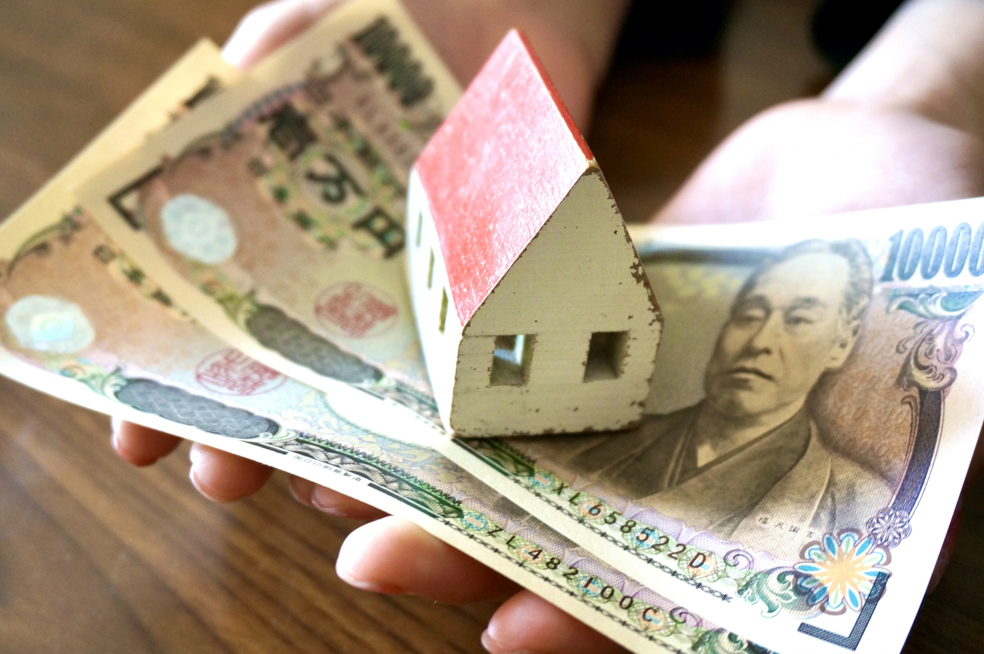 お金がないけれど家を売る方法とは？必要経費とやってはいけない点を解説