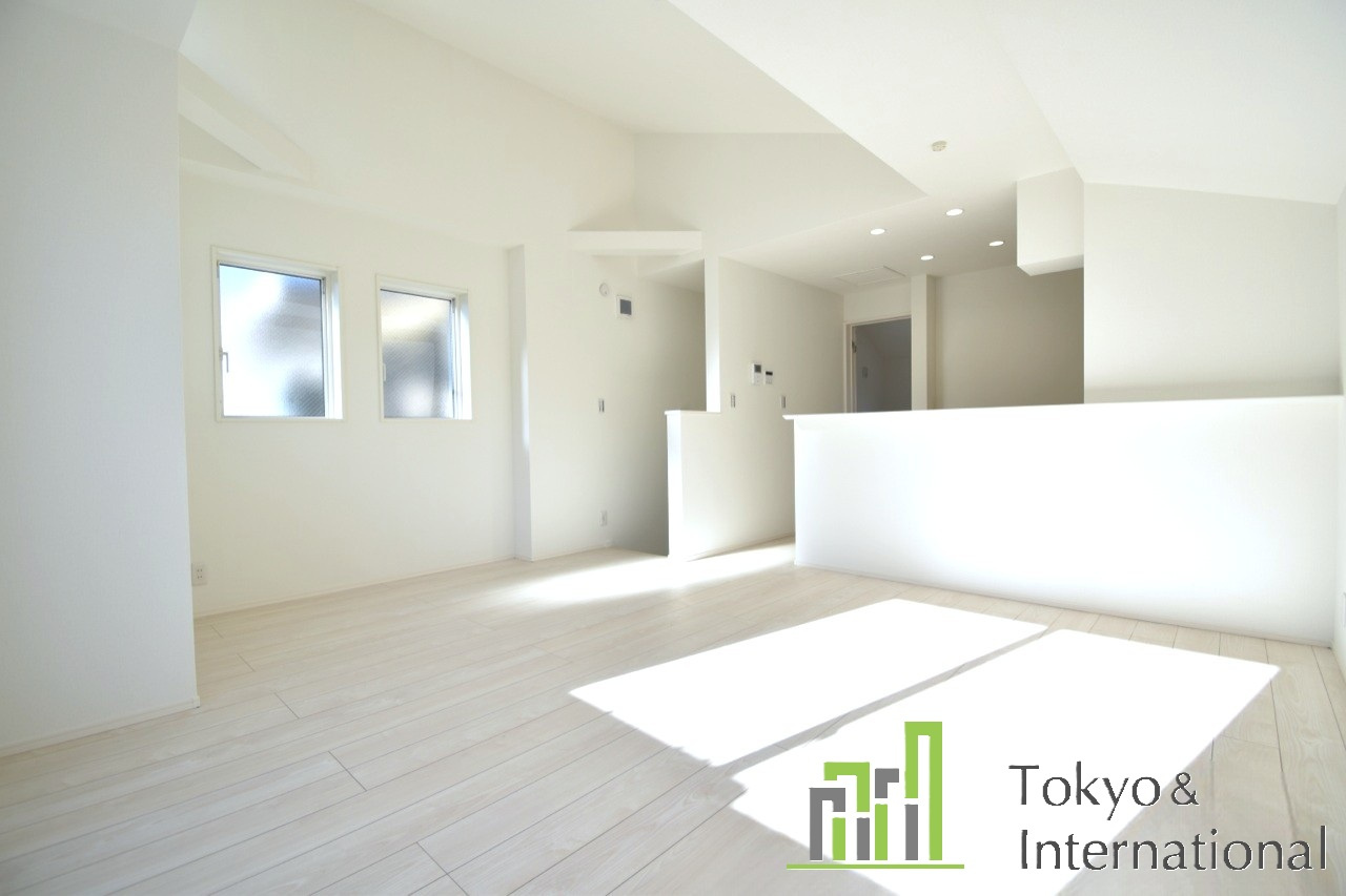 開放感あふれる築浅戸建が北烏山に登場！の画像