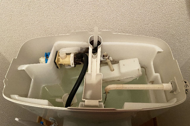 賃貸物件でトイレタンクの掃除が必要な理由とは