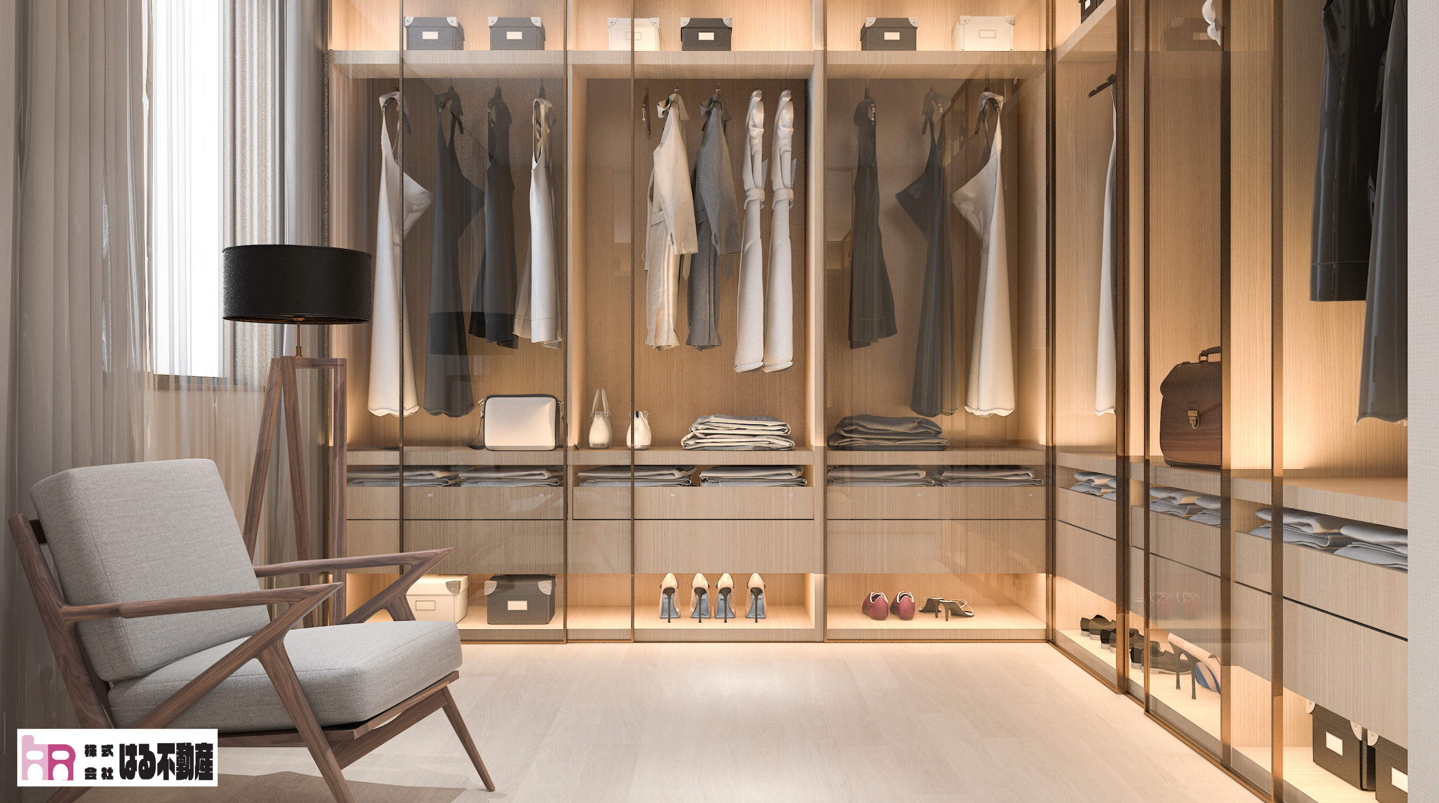 収納力重視！ウォークインクローゼット活用法をご紹介の画像