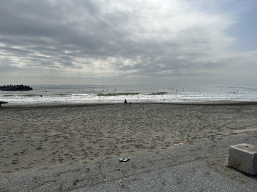 東浪見にサーフィン行ってきました！の画像