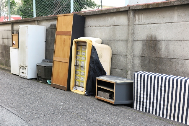 不動産売却トラブルに多い残置物とは？不用品を残して売却可能かも解説